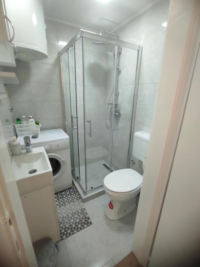 Apartman Nicolas Beograd Eksteriør billede